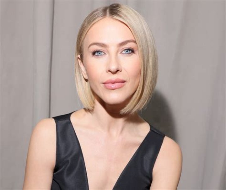 Julianne Hough In Black Two-Piece Workout Gear Says “Whatever It Takes!”