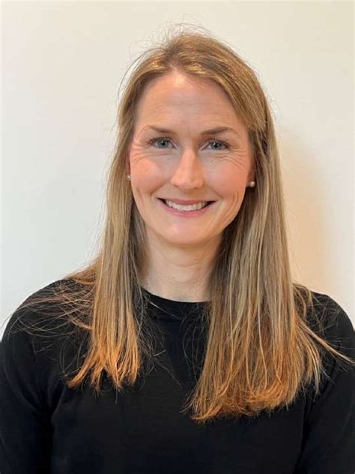 Dr. Julie (Taylor) Bernthal, MD – Los Angeles, CA