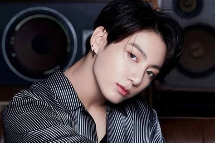 Jungkook Biography - Facts, Childhood, Family Life & Achievements