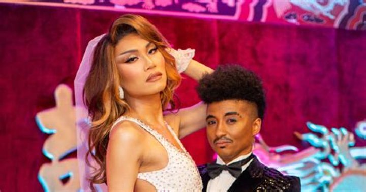 Does Kahmora Hall have a boyfriend?