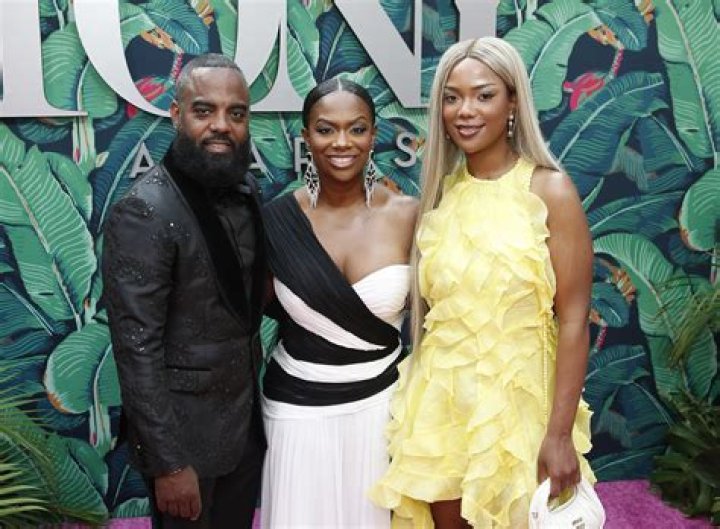 Kandi Burruss’ Latest Photos With Ace Wells Tucker And Riley Burruss Have Fans In Awe