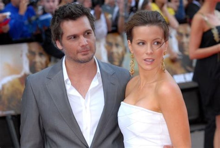 Kate Beckinsale: Husband, net worth, tattoos, smoking & body measurements