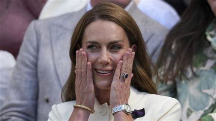 
Kate Walsh Engaged – The Accidental News Reveal Leave Fans Astonish 