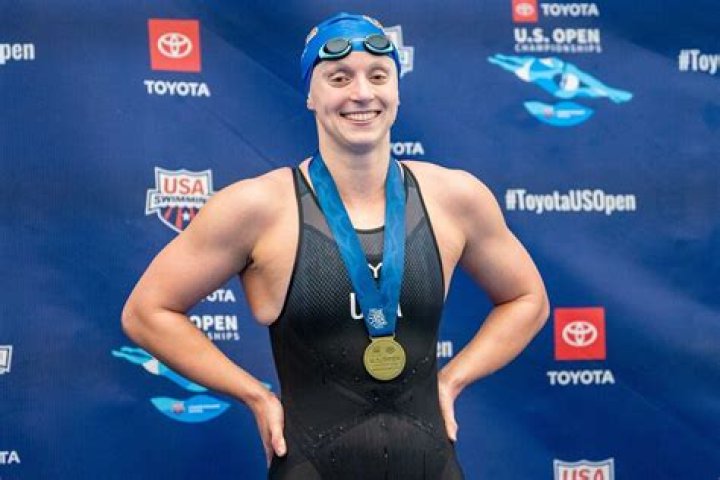 How tall is Katie Ledecky?