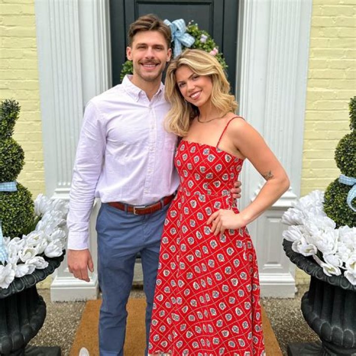 Kelsey Kushner Bio, Wiki, Age, WJZ, CBS, Height, Family, Education, Husband, Married, Jared Kushner, Salary and Net Worth
