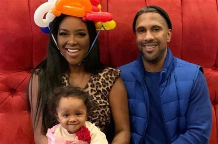 Kenya Moore Posts The Sweetest Video Featuring Brooklyn Daly Having The Best Time With Her Dad