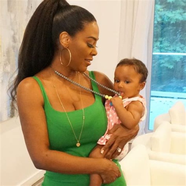 Kenya Moore’s Baby Girl Brooklyn Daly Is The Happiest Baby While Taking A Bubble Bath – Check Her Out In This Sweet Photo
