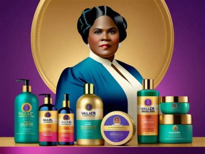 Kenya Moore’s Fans Discuss Her Hair Care Products And Supplements