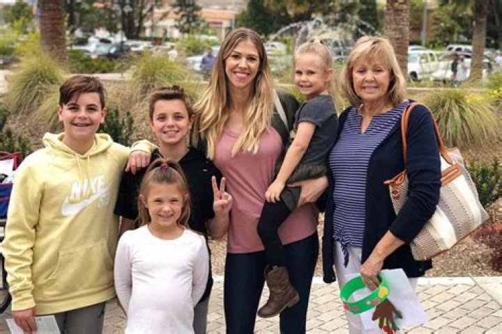 Does Kevin Spacey have kids?