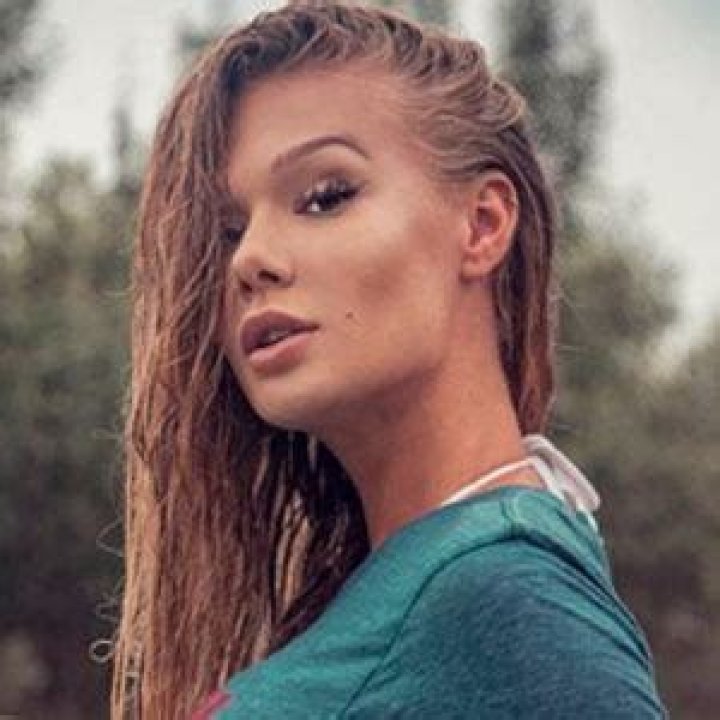 
Kim Lamarin Height, Weight, Net Worth, Age, Birthday, Wikipedia, Who, Nationality, Biography 