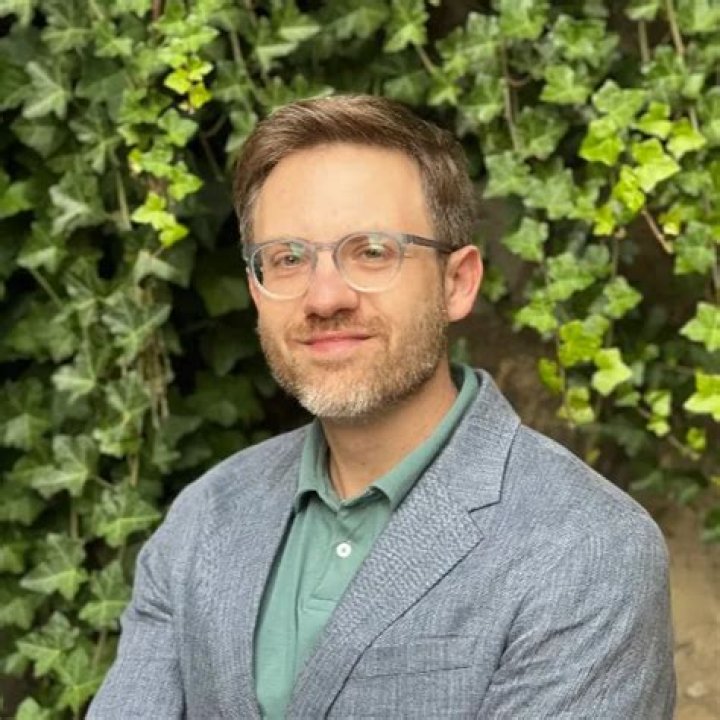 Dr. Kishore Santwani, DO – Geneva, IL