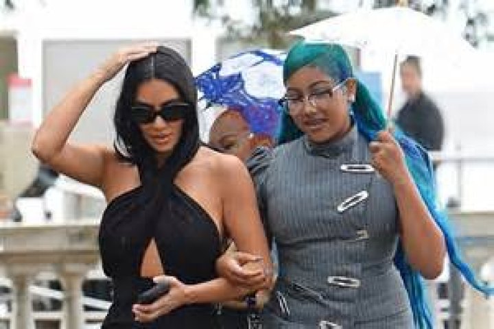 KUWTK: Rob Kardashian Tells Sister Kim To ‘Stop Playing’ Because Of This Hot Post Of Her Posing With North’s Dog – Check It Out!