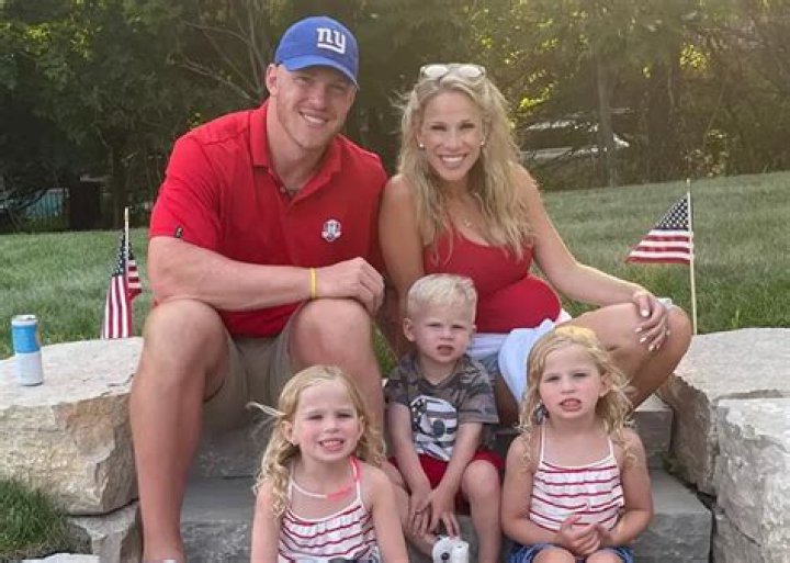 Kyle Rudolph family, wife, children, parents, siblings