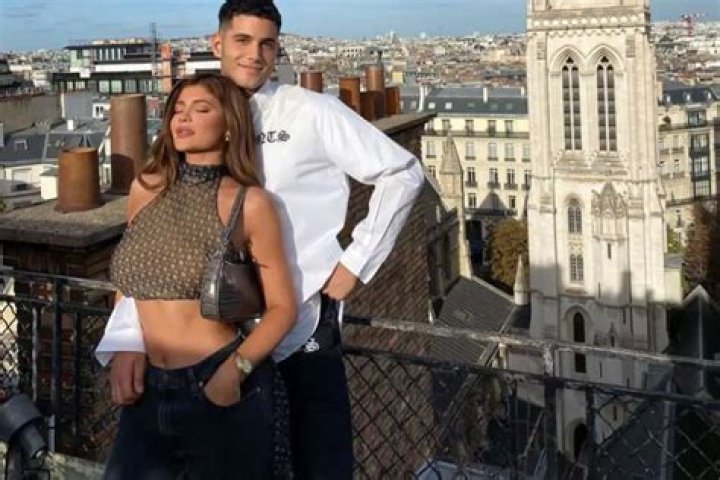 Kylie Jenner Accused Of Flaunting Her Wealth After Flying To Paris With Friends During The Coronavirus Pandemic