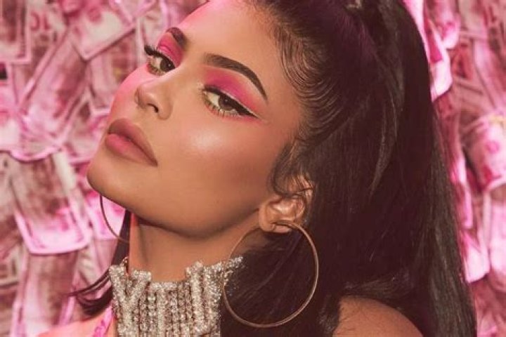 Kylie Jenner Will Spend Millions For Birthday Celebration As Fans Speculate Travis Scott Will Propose