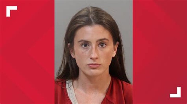 
Kylie Masse Parents Louie And Cynthia Lynn Masse Age, Birthday, Wikipedia, Who, Nationality, Biography 