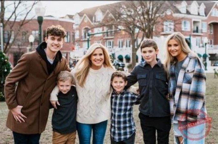 Laird Shepherd family: Parents, siblings, girlfriend, children