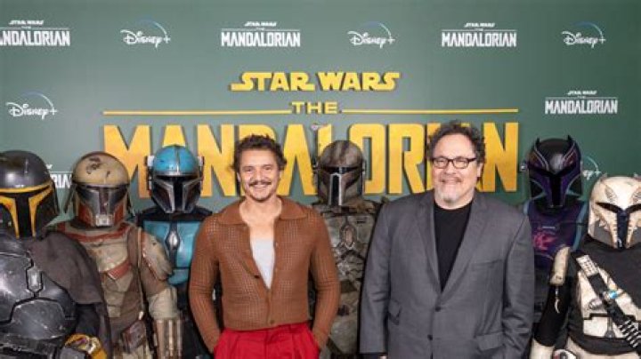 Latest ‘Star Wars’ News: Jon Favreau talks Mandalorian history while fans entertain themselves imagining a ‘Mandalorian’ video game