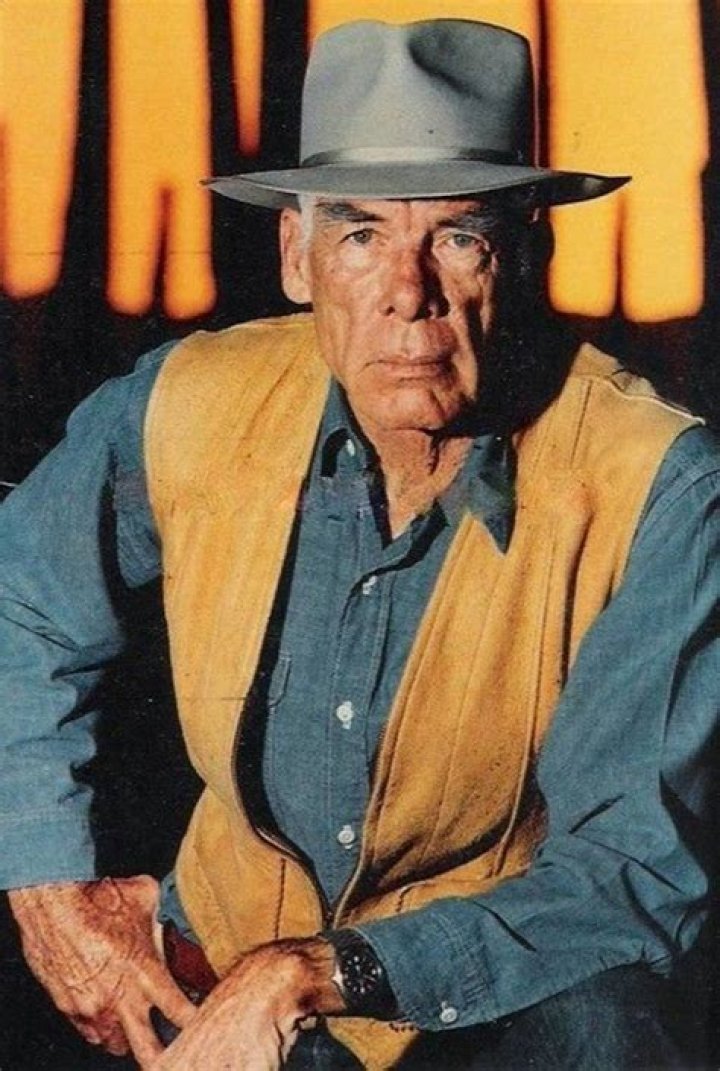 Lee Marvin Biography - Facts, Childhood, Family Life & Achievements