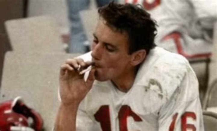Len Dawson cigarette photo at Super Bowl