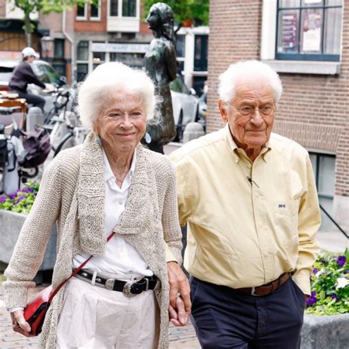 Dr. Leo Jansen, MD – Warsaw, IN