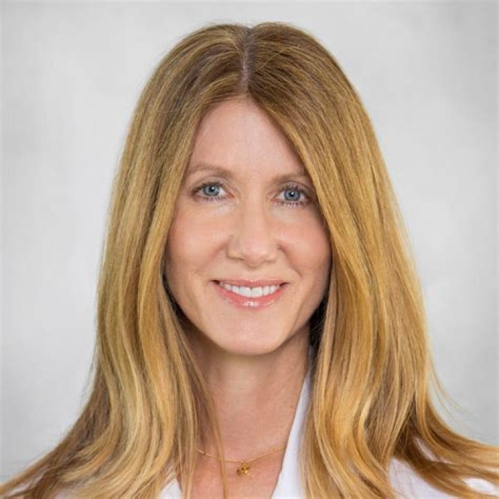 Leslie Powell – La Jolla, CA