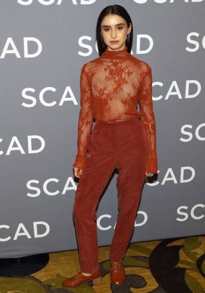 Libe Barer Height Weight Body Measurements Age Bra Size Vital Stats Facts Bio