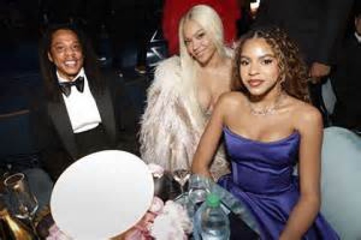 Lil Kim Addresses The Whole Beehive Vs. Beyhive War After Beyonce’s Fans Dragged Her Because Of Her Fandom’s Name!