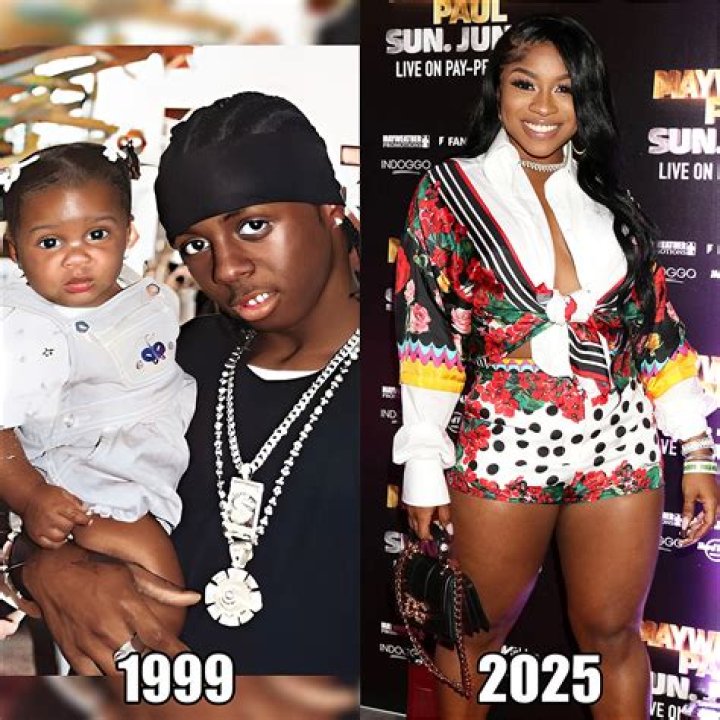 Lil Wayne’s Daughter, Reginae Carter Shows Off Her Insanely Toned Body And Makes Fans Excited