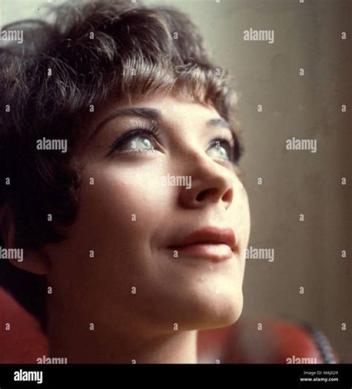 Linda Thorson Movies and Tv Shows, Height, Photos, Net Worth