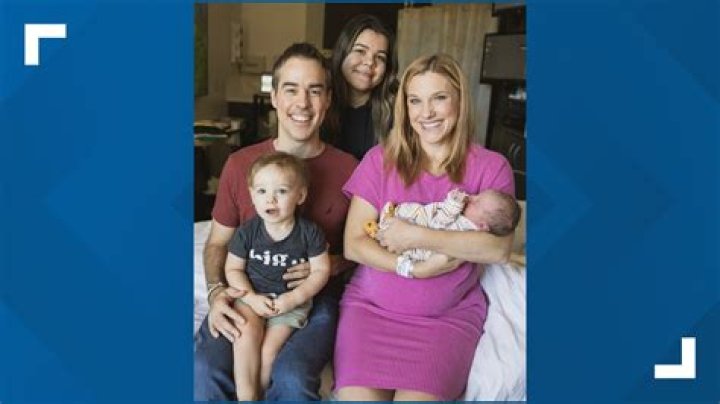 Lindsay Riley Bio,Married, Husband, Age, Birthday, Wiki