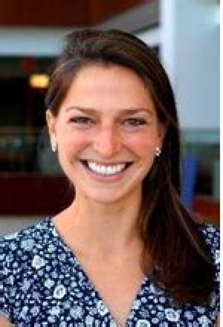 Dr. Lindsey (Brodell) Dolohanty, MD – Warren, OH