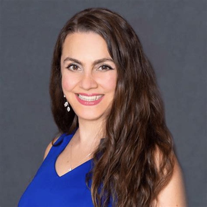 Dr. Lisa Nijm, MD – Warrenville, IL