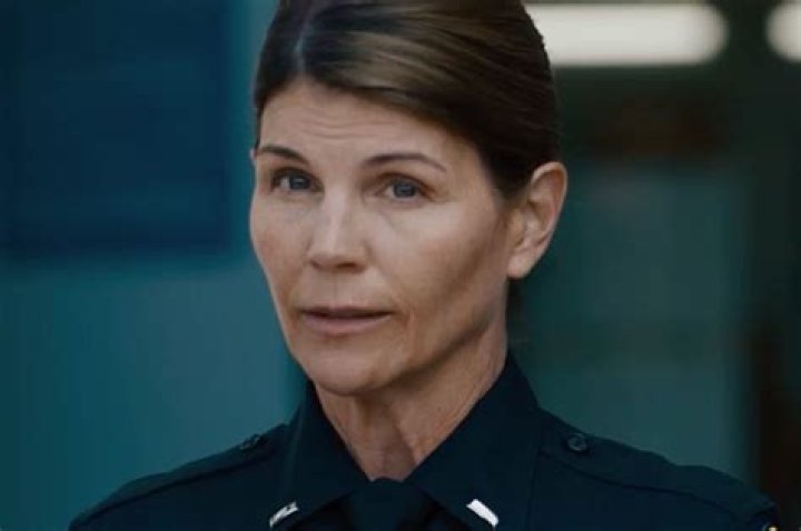 Lori Loughlin On Edge In Prison Nightmare, Alone Without Visitation As COVID-19 Breaks Out