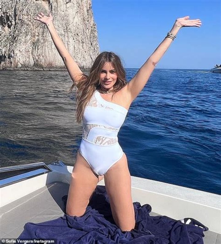 Lucy Hale Flaunts Her Curves In Khloe Kardashian’s Good American Two Piece Bathing Suit