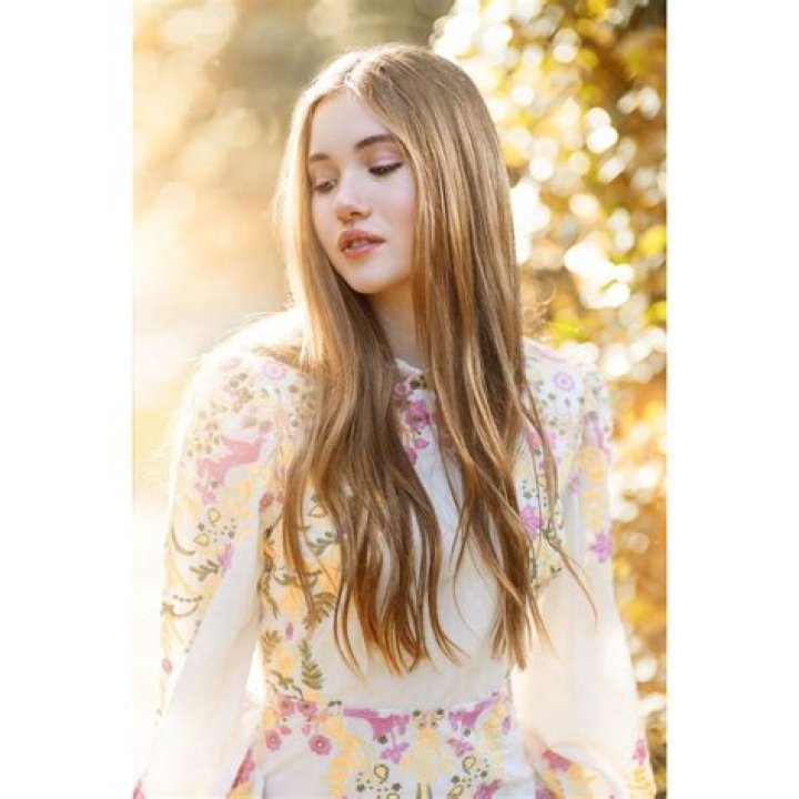 Lucy Paez Height, Weight, Net Worth, Age, Birthday, Wikipedia, Who, Nationality, Biography