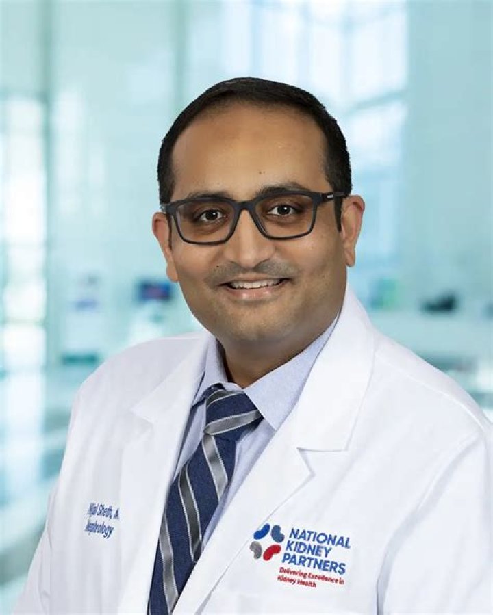 Dr. Manali Barua, MD – Chicago, IL