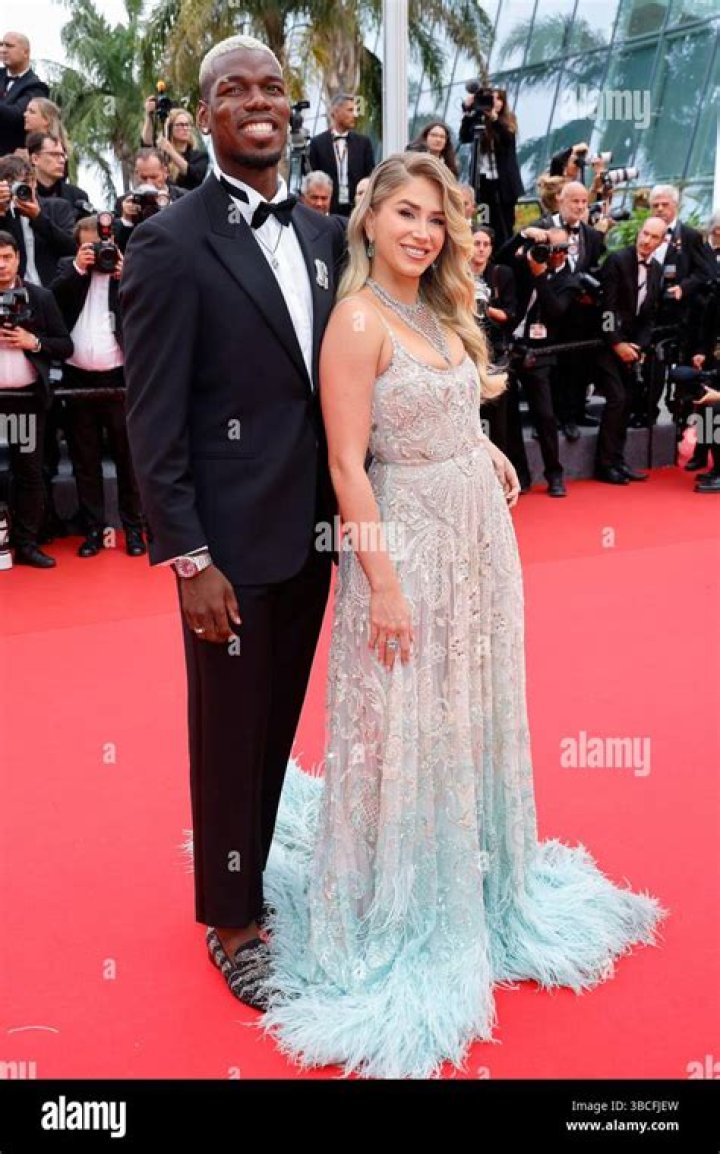 Maria Salaues Religion and Nationality? Age, Height (Paul Pogba Partner)