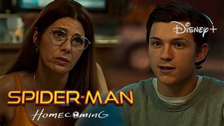 Marisa Tomei Weighs In On Playing A Younger Aunt May In Spider-Man: Homecoming