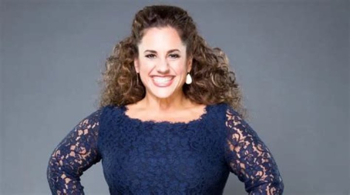 Marissa Winokur Height, Weight, Net Worth, Age, Birthday, Wikipedia, Who, Instagram, Biography