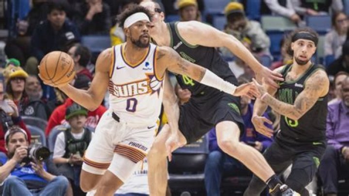 Marquise Goodwin contract, salary and net worth explored