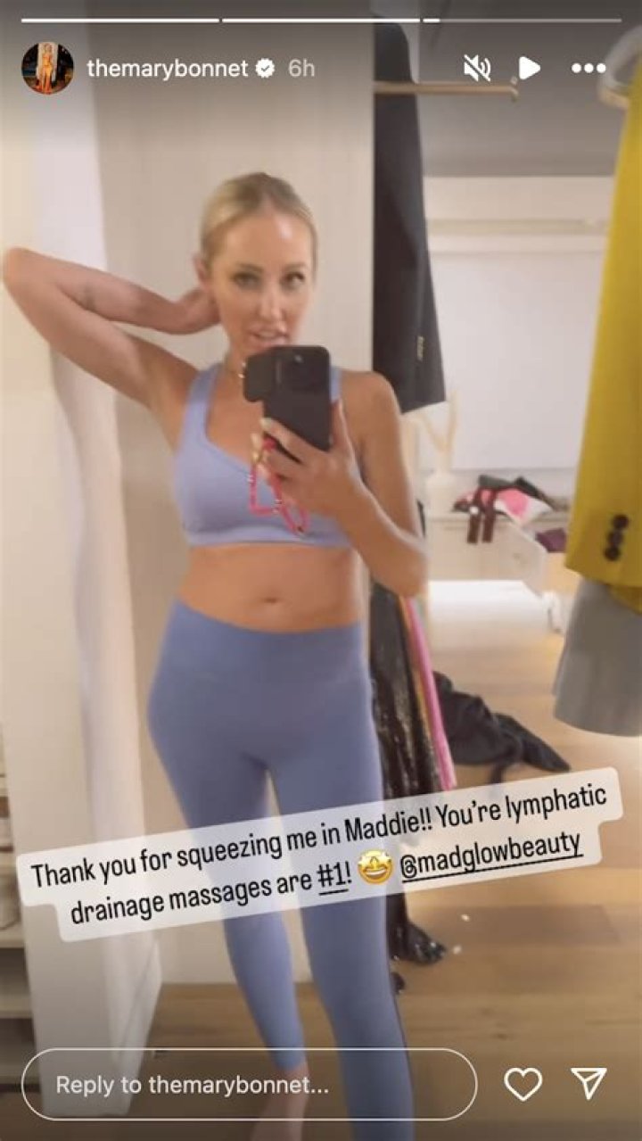 Mary Bonnet in Two-Piece Workout Gear Has "Drainage Massage"
