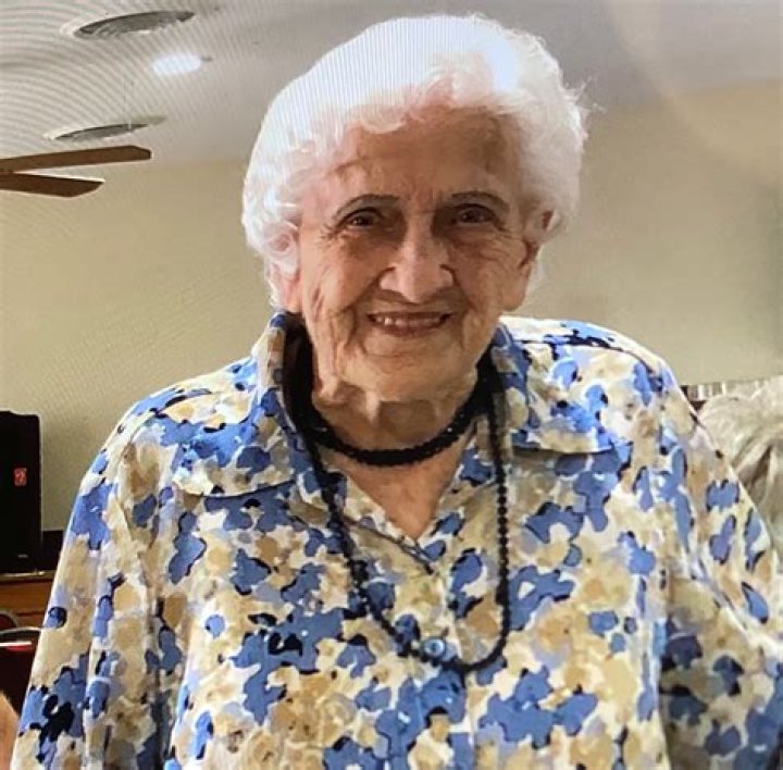 Mary Wall – Paris, TN