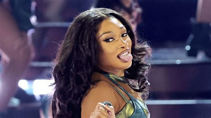 Megan Thee Stallion Talks About The Very Different Types Of Advice She Often Gets From Beyonce And Jay Z!