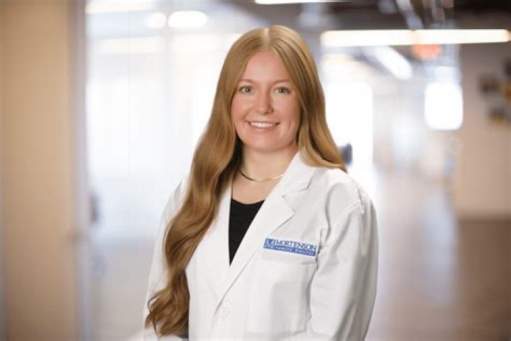 Dr. Meredith Reynolds, MD – Chicago, IL