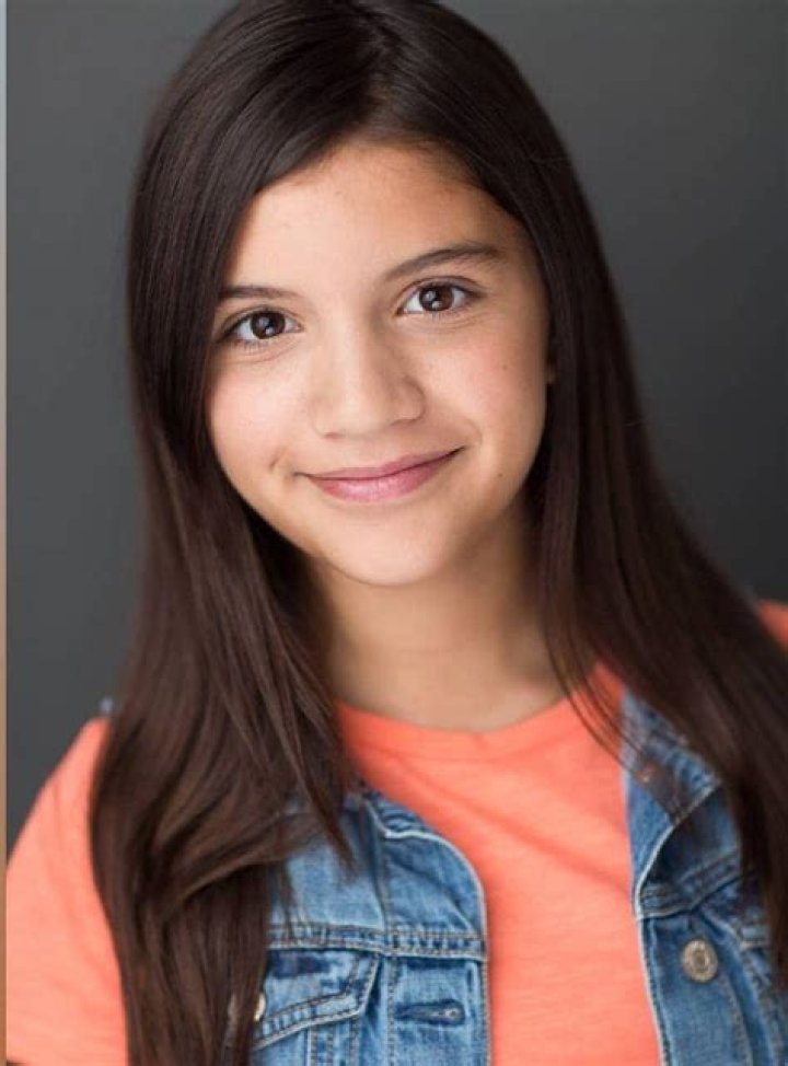 Mia Quaranta De La Rosa Age: Everything On Parents Instagram and Wikipedia