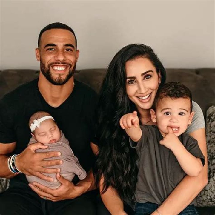 Micah Hyde family, wife, children, parents, siblings