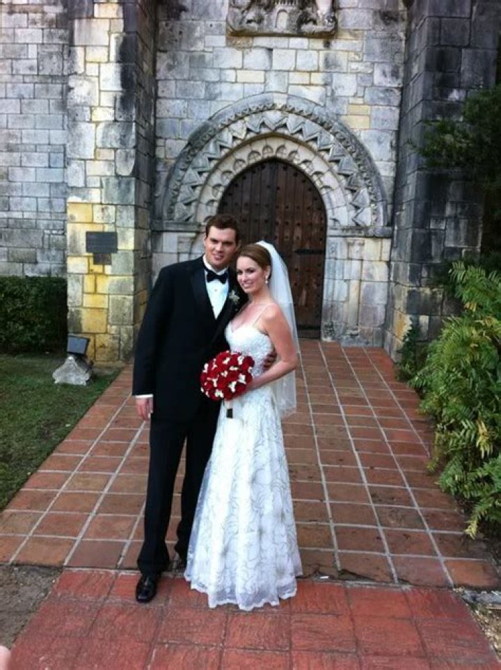 Michelle Alvarez: What does Bob Bryan wife do for a living?