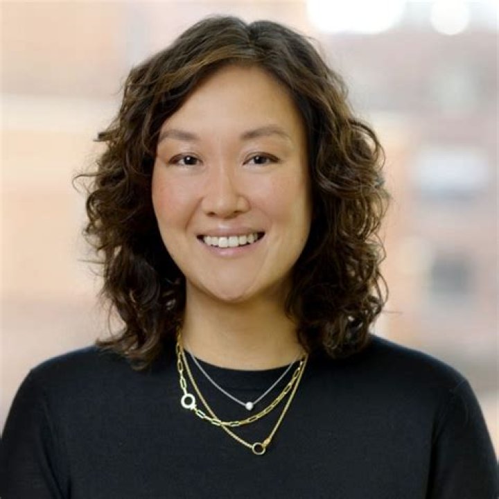 Dr. Minna Lee, MD – New York, NY