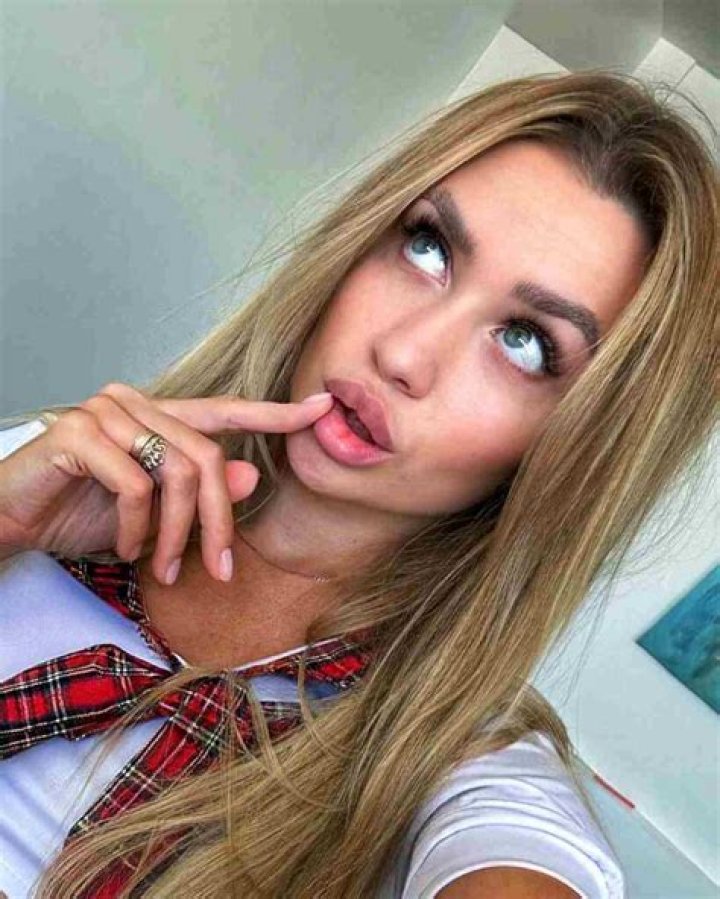 
Mistrk Height, Weight, Net Worth, Age, Birthday, Wikipedia, Who, Nationality, Biography 